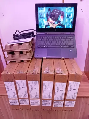 New Laptop HP Mini 1104 8GB Intel Core i5 SSD 512GB