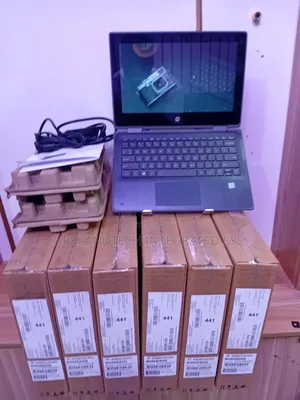 New Laptop HP Mini 200 8GB Intel Core i5 SSD 256GB