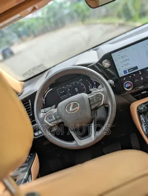 Lexus NX 2024 White