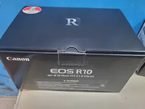 Canon Eos R10 With Lens 18-45mm