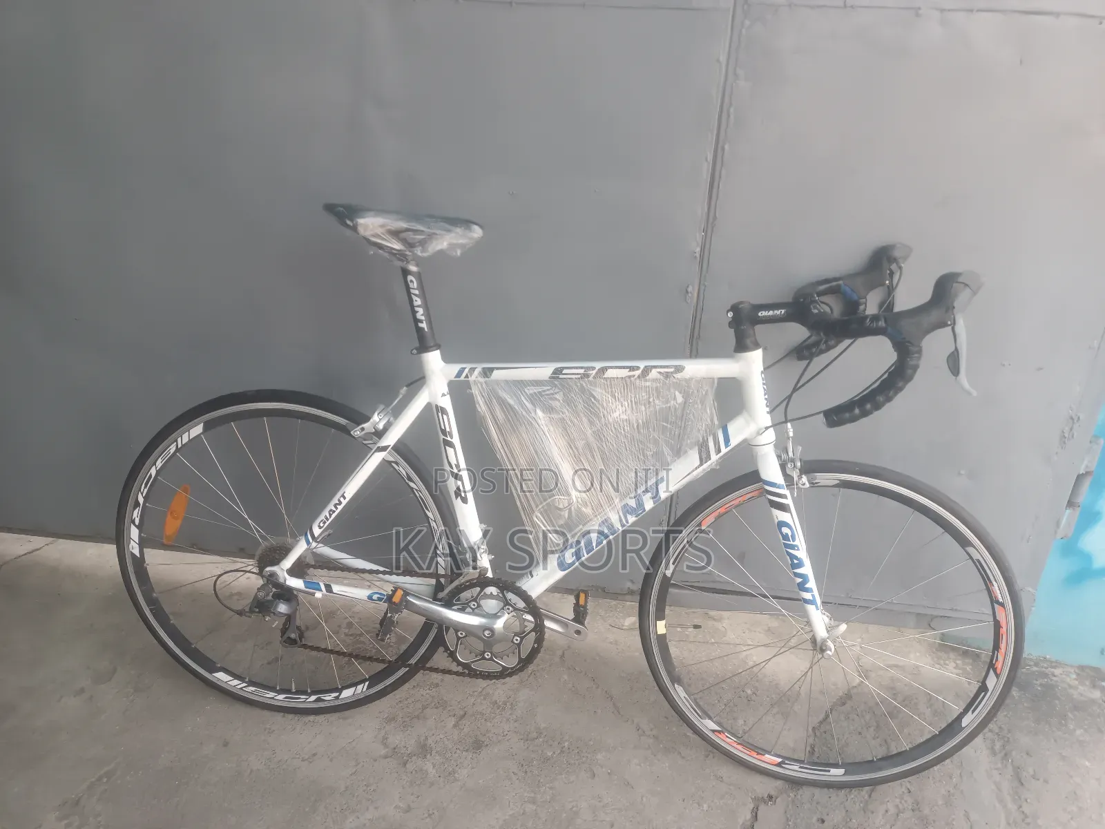 Giant Sport Bicycle