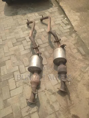 Exhaust Silencer Pot and Catalyst Toyota Hiace/Hummer Bus 2014 Model