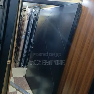Main Entrance Pivot Security Doors Available With Smart Keys
