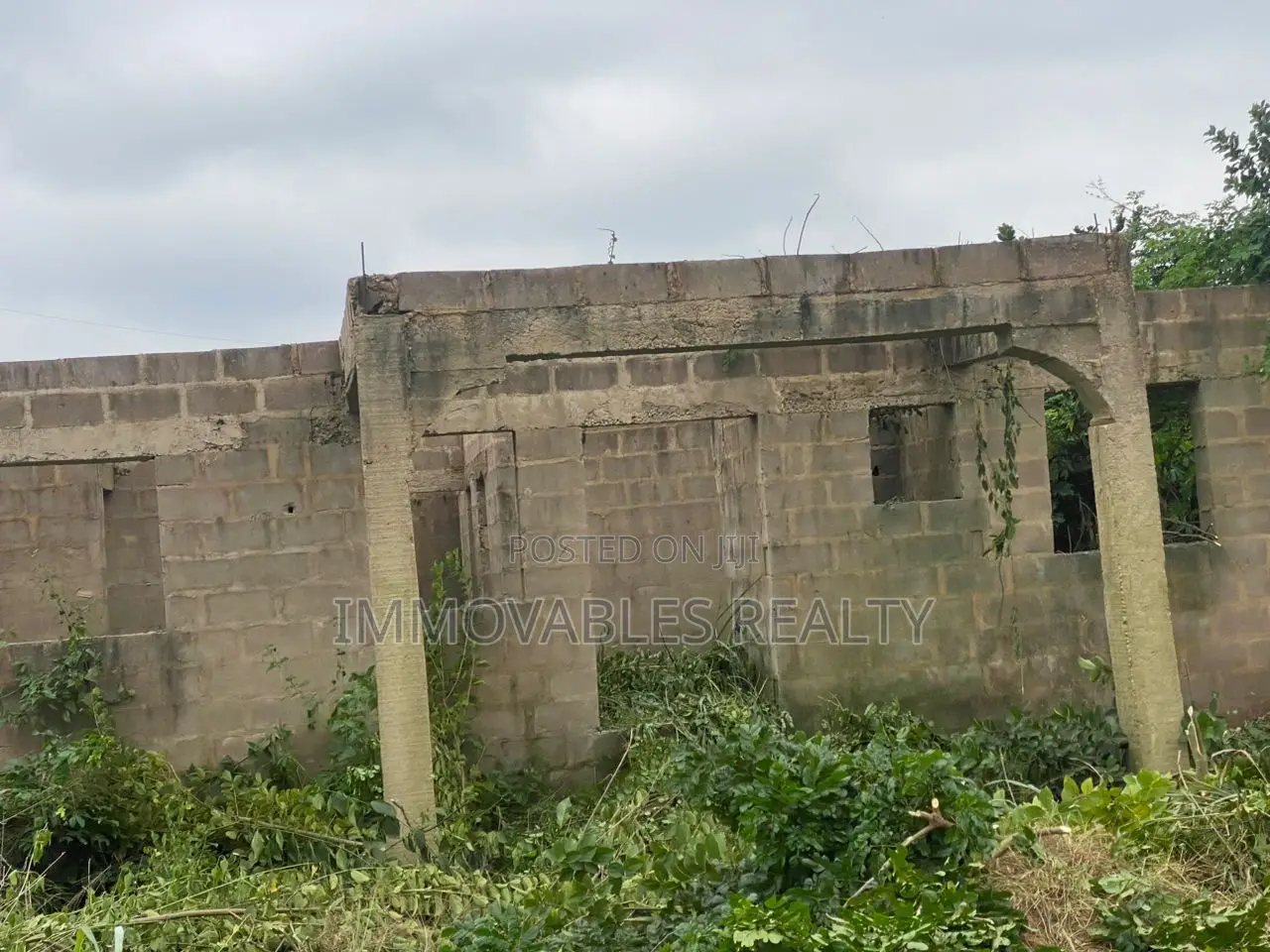 3bed Room Uncompleted Building