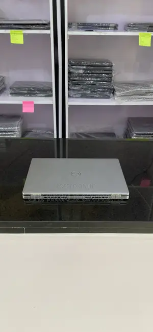 Laptop Dell Latitude 5320 8GB Intel Core I5 SSD 512GB
