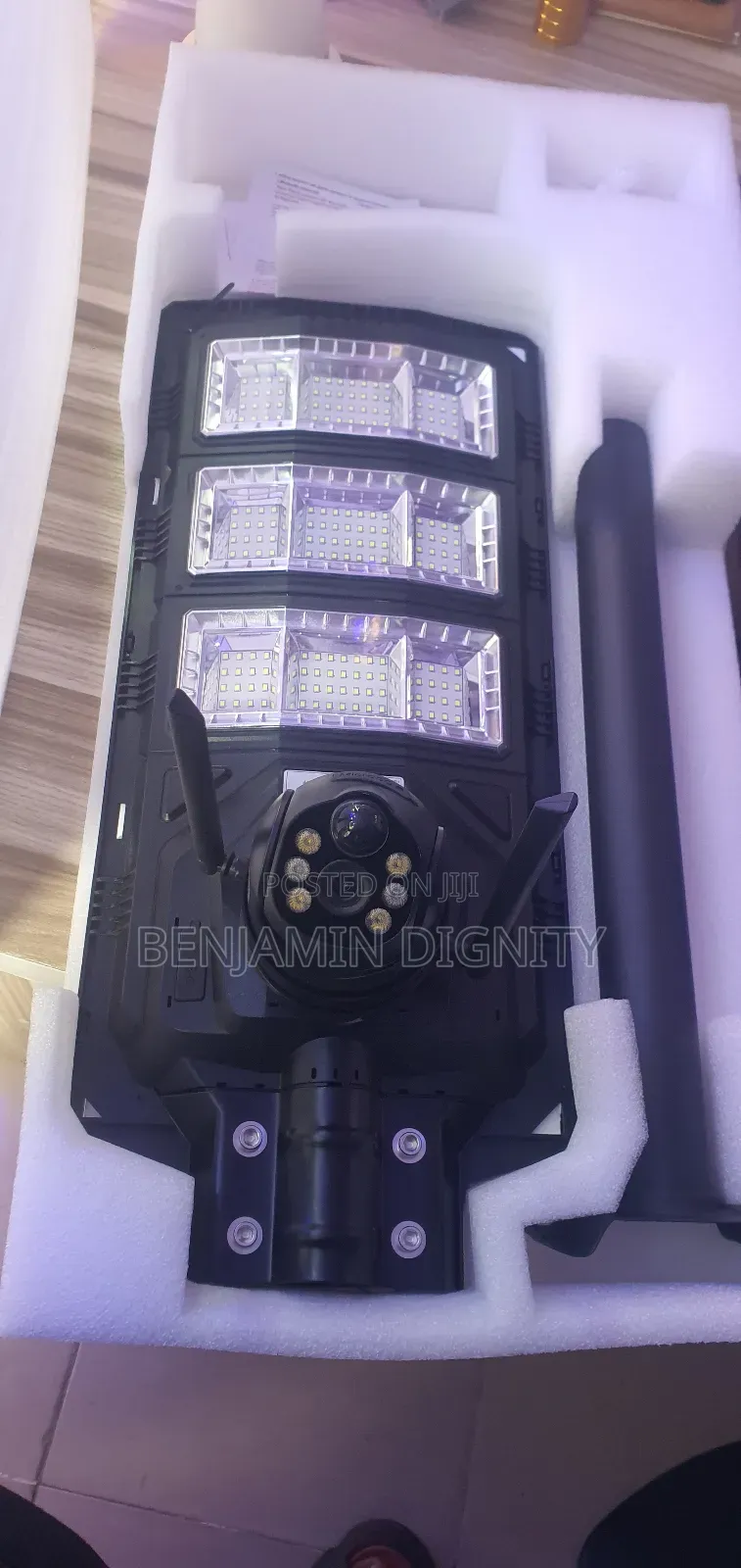 450 Solar Street Light With CCTV Security Camera