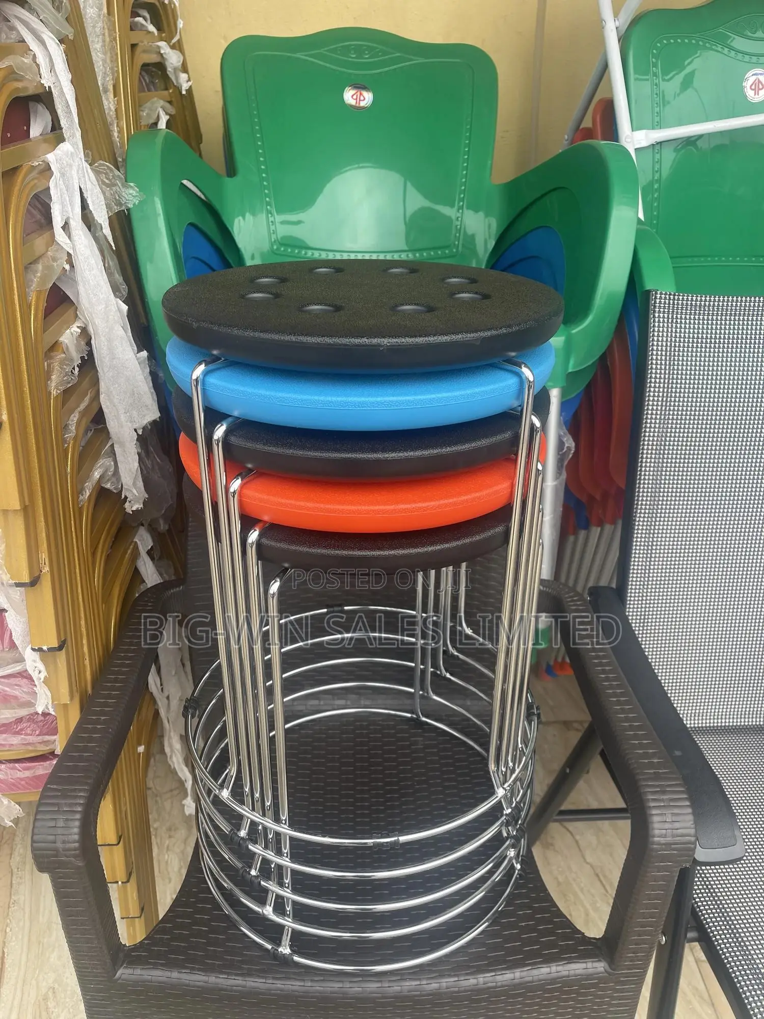 Mini Bar Stool