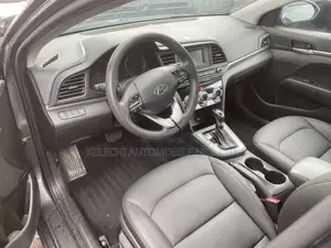 Hyundai Elantra SE 2019 Gray