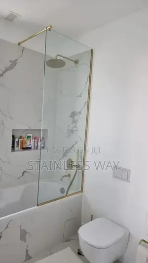 Shower Cubic Glass