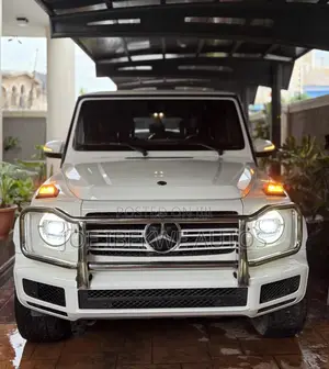 Mercedes-Benz G-Class Base G 550 AWD 2019 White