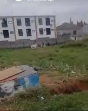Maitama Main 
Out Right Sale 
2,400sqm
Direct Breaf