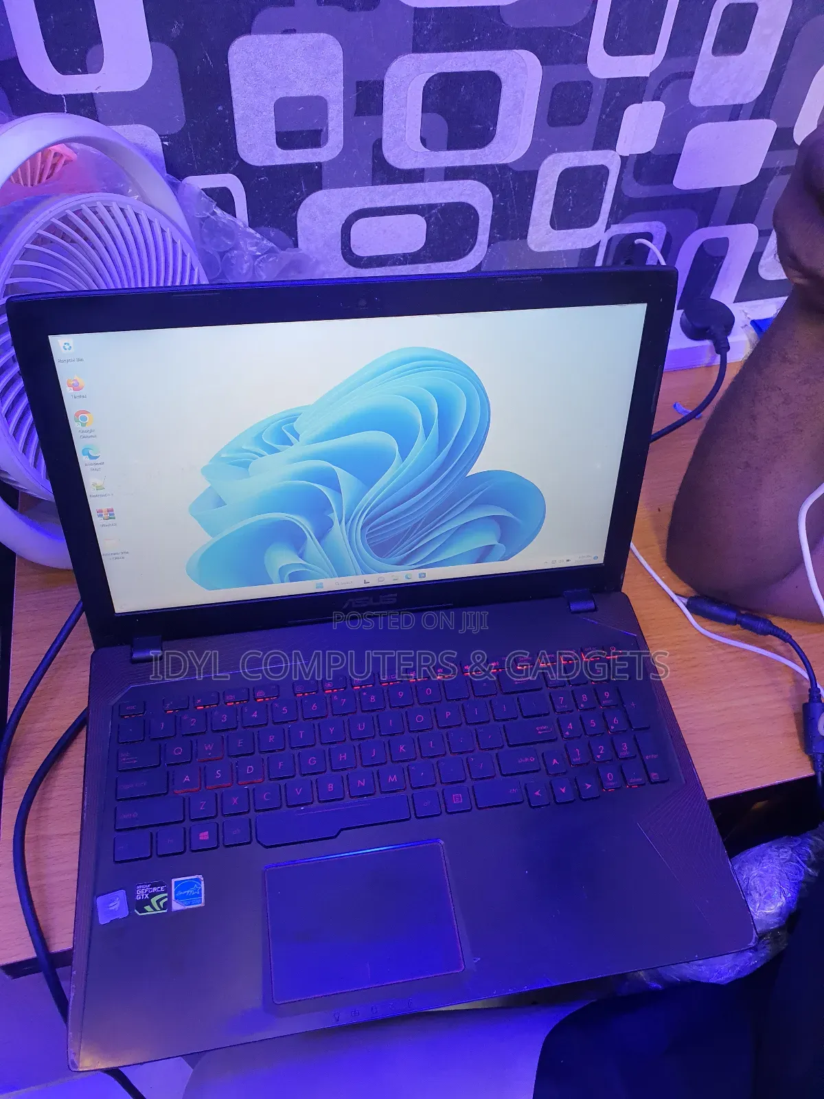 Laptop Asus FX553VD 16GB Intel Core I7 SSD 512GB