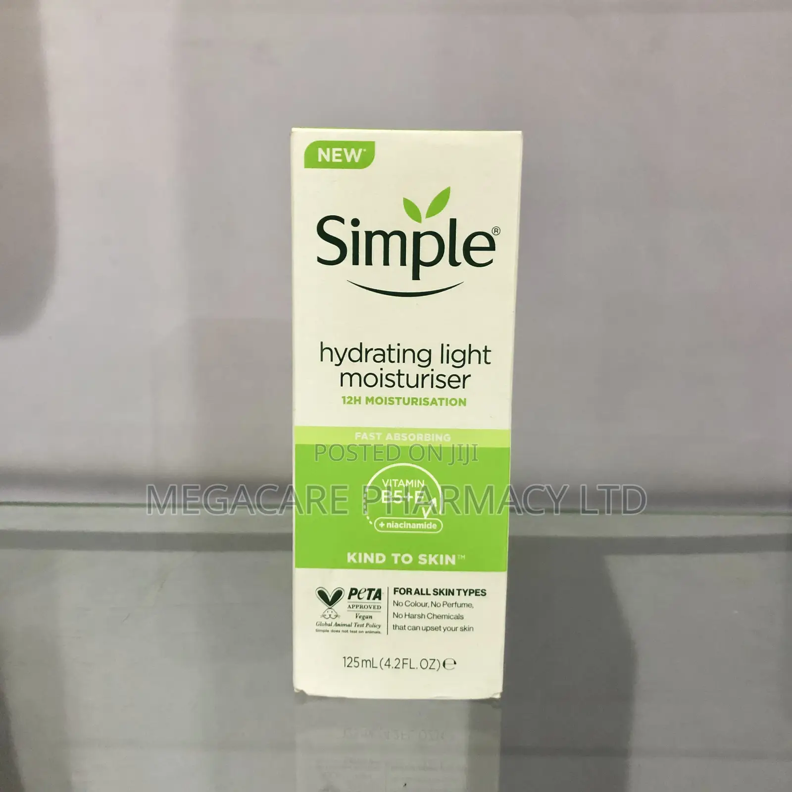 Simple Hydrating Light Moisturizer 125ml