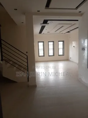 4bdrm Duplex in F01 Kubwa for sale