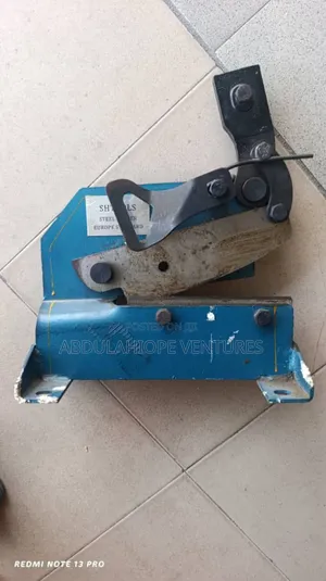 8" Iron Cutter