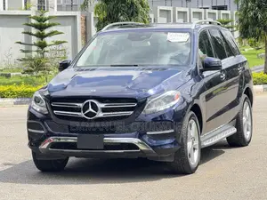 Mercedes-Benz GLE-Class 2018 Blue