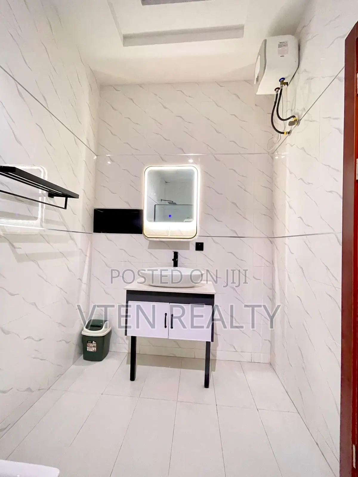 Luxury 3/4bedroom Self Compound Duplex