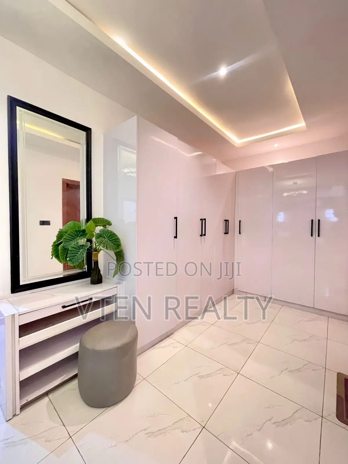 Luxury 3/4bedroom Self Compound Duplex