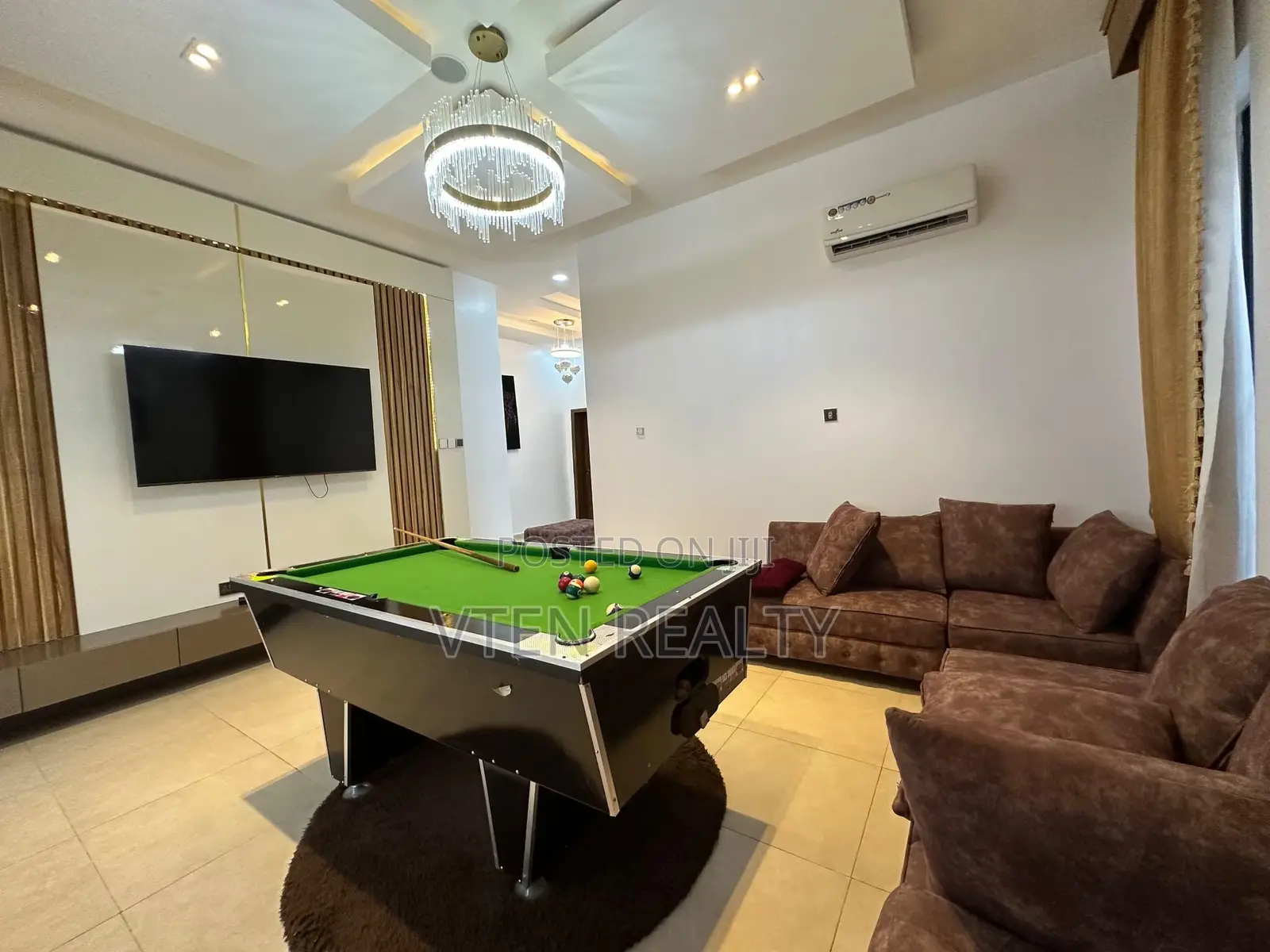4bedroom Self Compound With Snooker Board