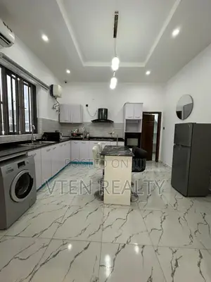 4bedroom Self Compound With Snooker Board