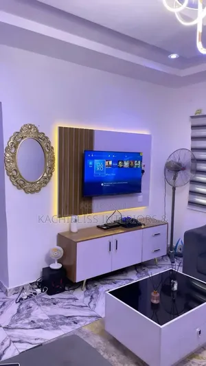 Elegant Tv Wall-Unit And Center Table
