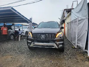 Mercedes-Benz M Class ML 550 4Matic 2012 Black