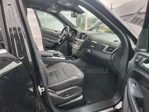 Mercedes-Benz M Class ML 550 4Matic 2012 Black