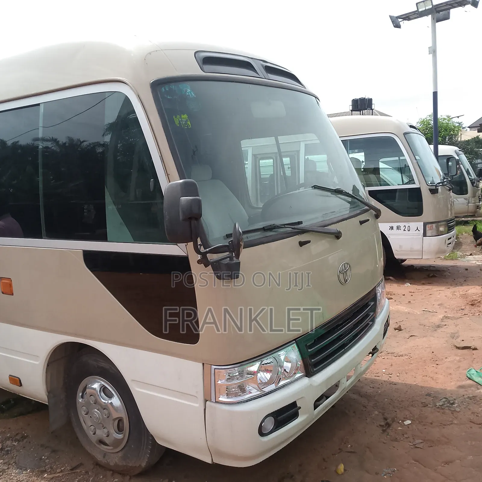 Toyota Coaster 2017 Beige