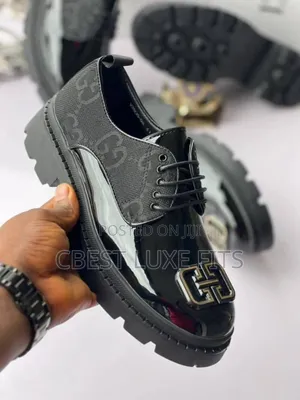 Classic Men’S Lace-Up Shoes – High Quality and Affordable