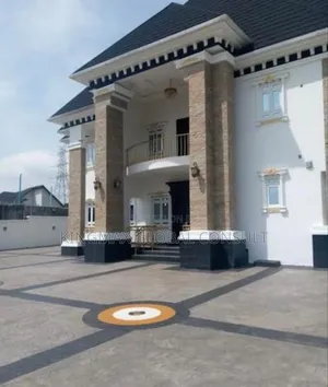 7bdrm Mansion in Katampe Extension for sale