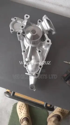 Water Pump Tundra, Sequoia, 4runner, Gx470, Land Cruiser 2uz V8