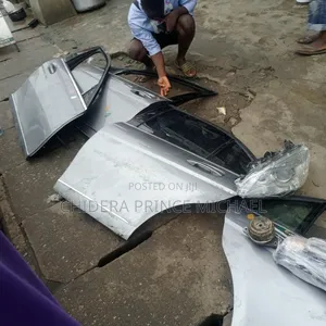 Complete Doors for C300 W204 2010/2014 Model Available