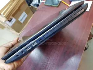 Laptop Asus 6GB AMD A6 HDD 750GB