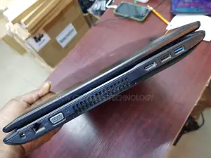 Laptop Asus 6GB AMD A6 HDD 750GB