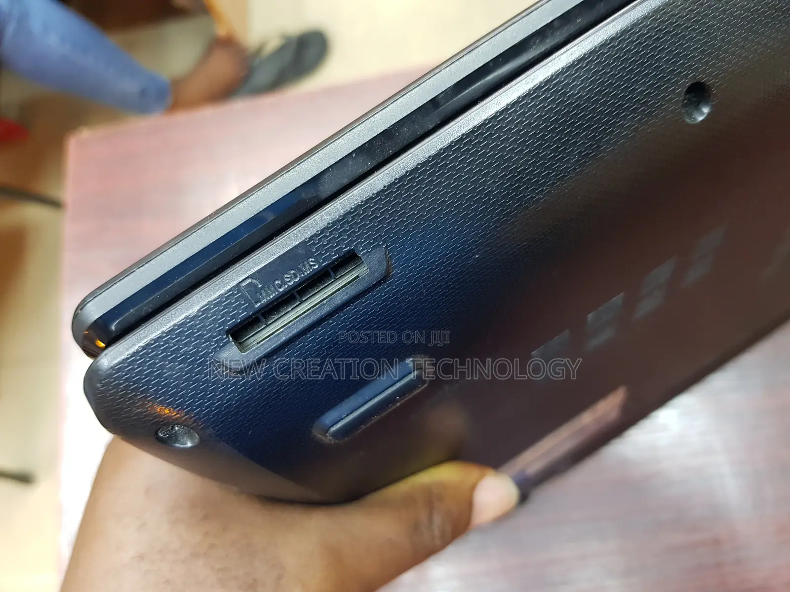 Laptop Asus 6GB AMD A6 HDD 750GB