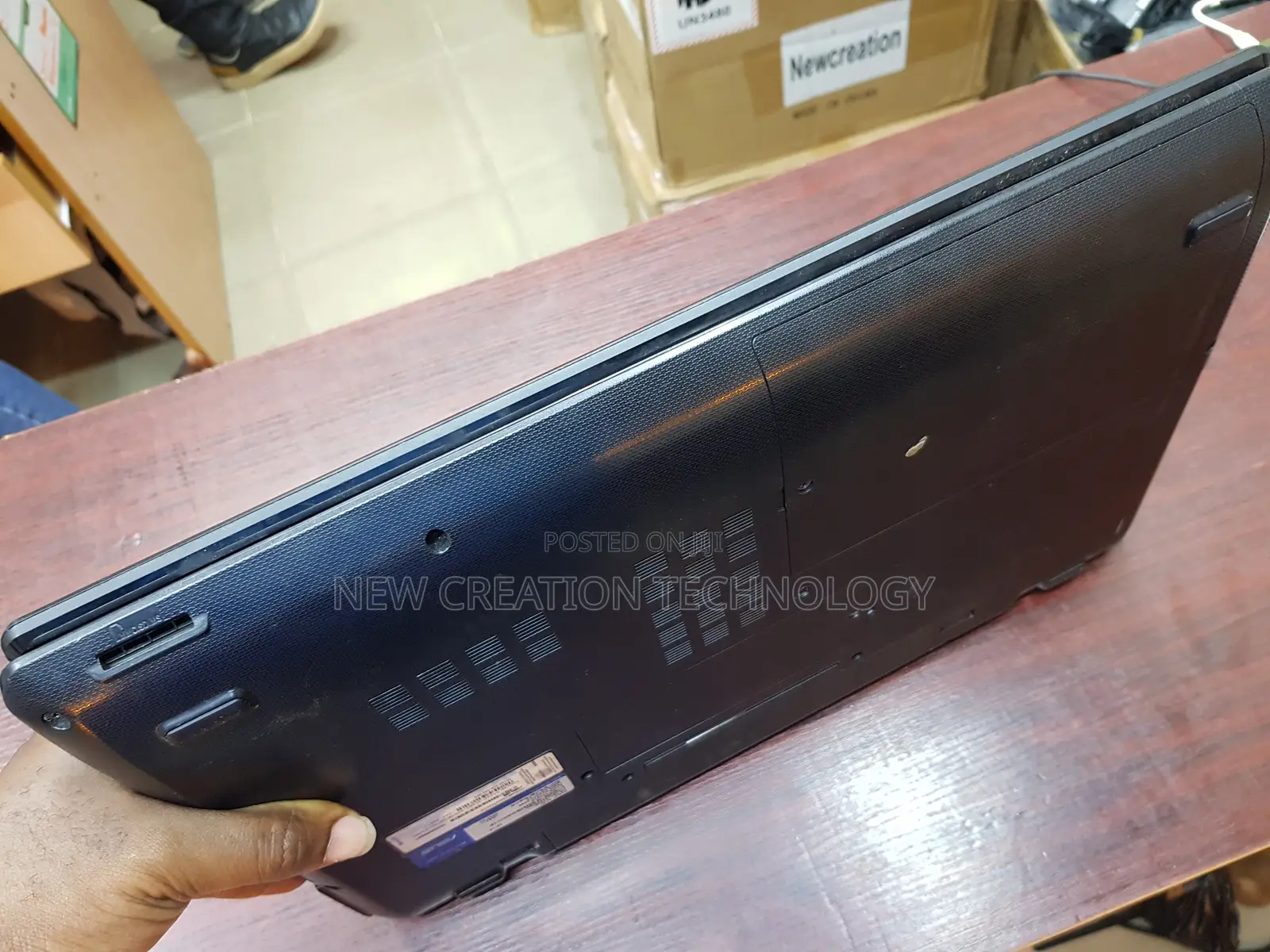 Laptop Asus 6GB AMD A6 HDD 750GB