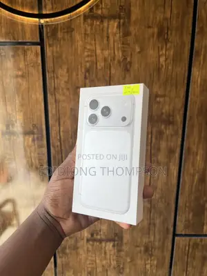 New Apple iPhone 17 Pro Max 256 GB White
