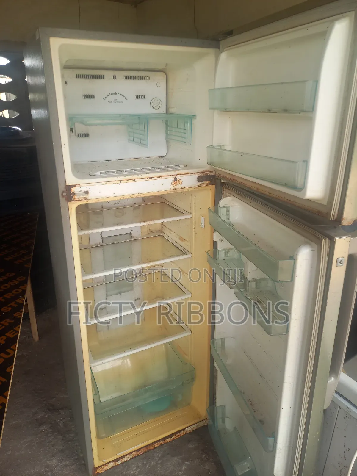 Refrigerator