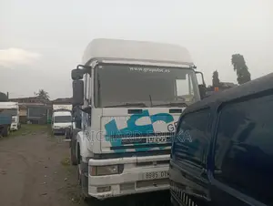 Iveco 440e38 Tractor Head