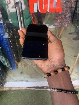 Apple iPhone XR 64 GB Black