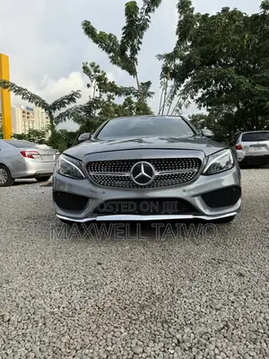 Mercedes-Benz C400 4Matic AWD Sedan (3.0L V6 7A) 2015 Gray