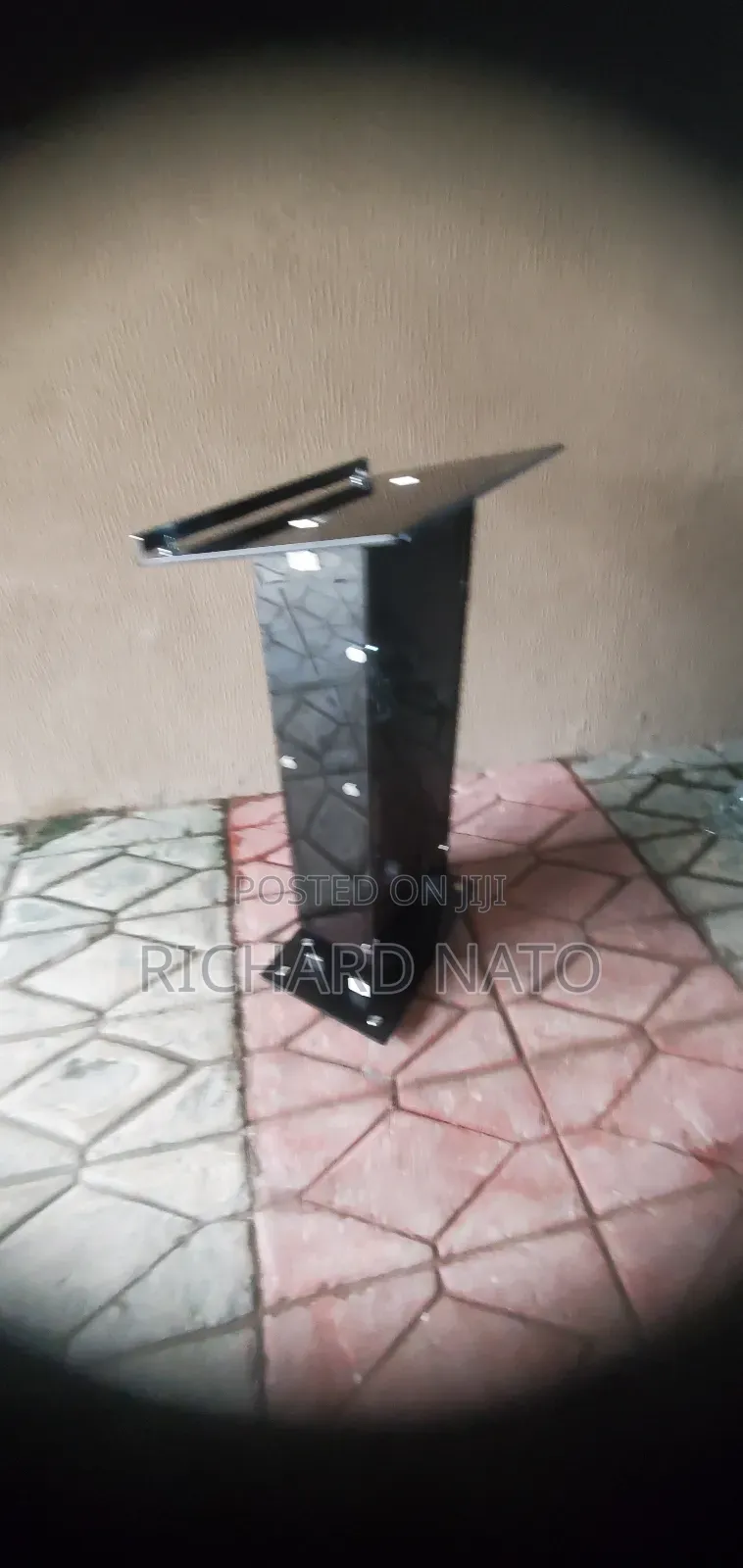 Is Thinted Glass Pulpit