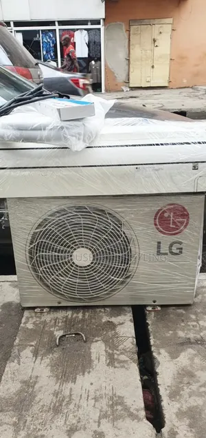 Tokunbo 1hp Lg Air Conditioner With Complete Installation Accessories