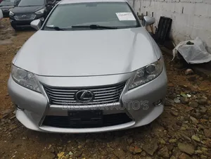 Lexus ES 350 FWD 2015 Silver