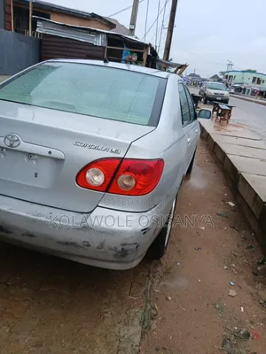 Toyota Corolla 1.8 2008 Off white