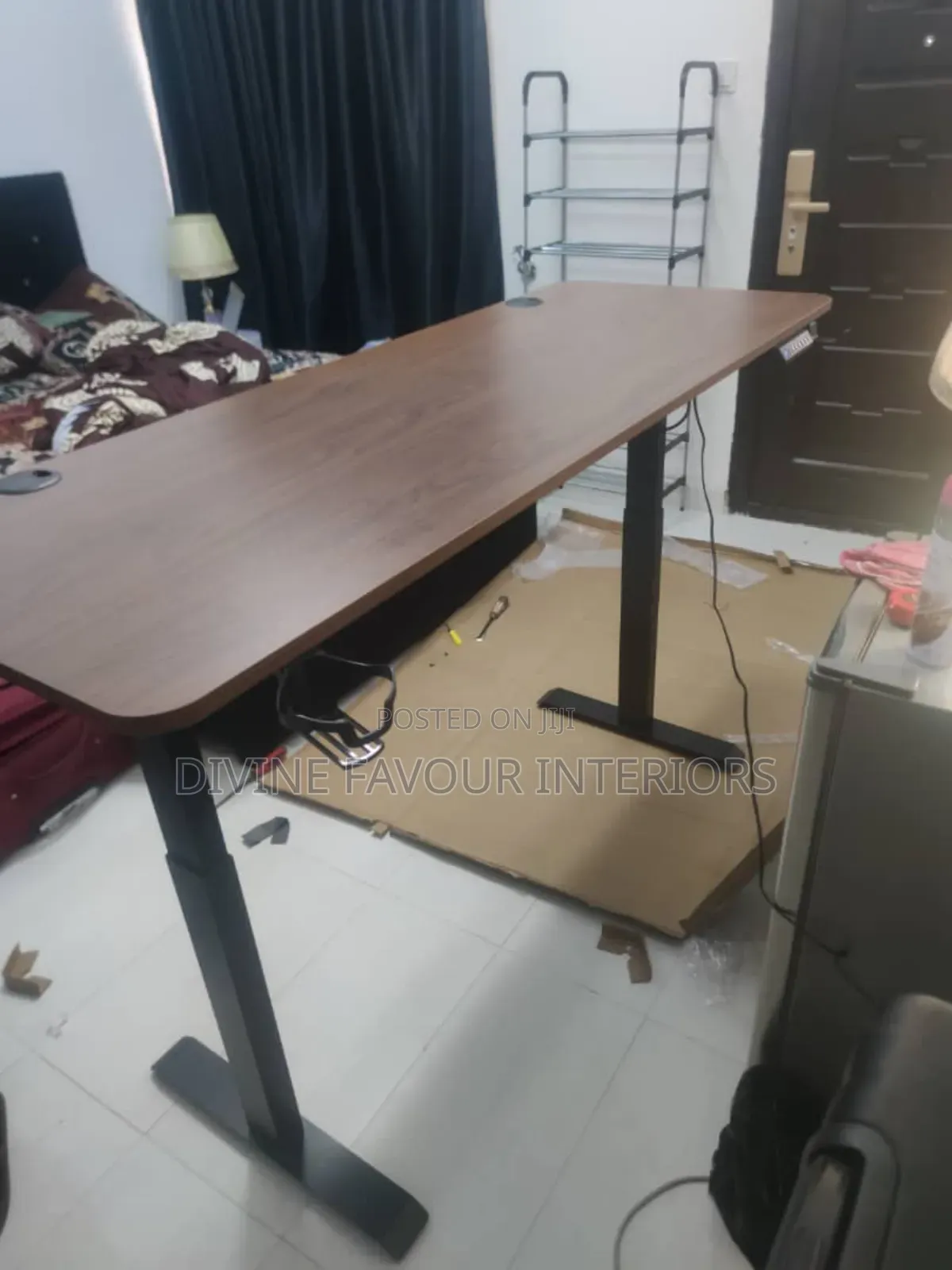Electric Adjustable Desk 1.6m