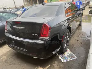 Chrysler 300 300S AWD 2018 Black