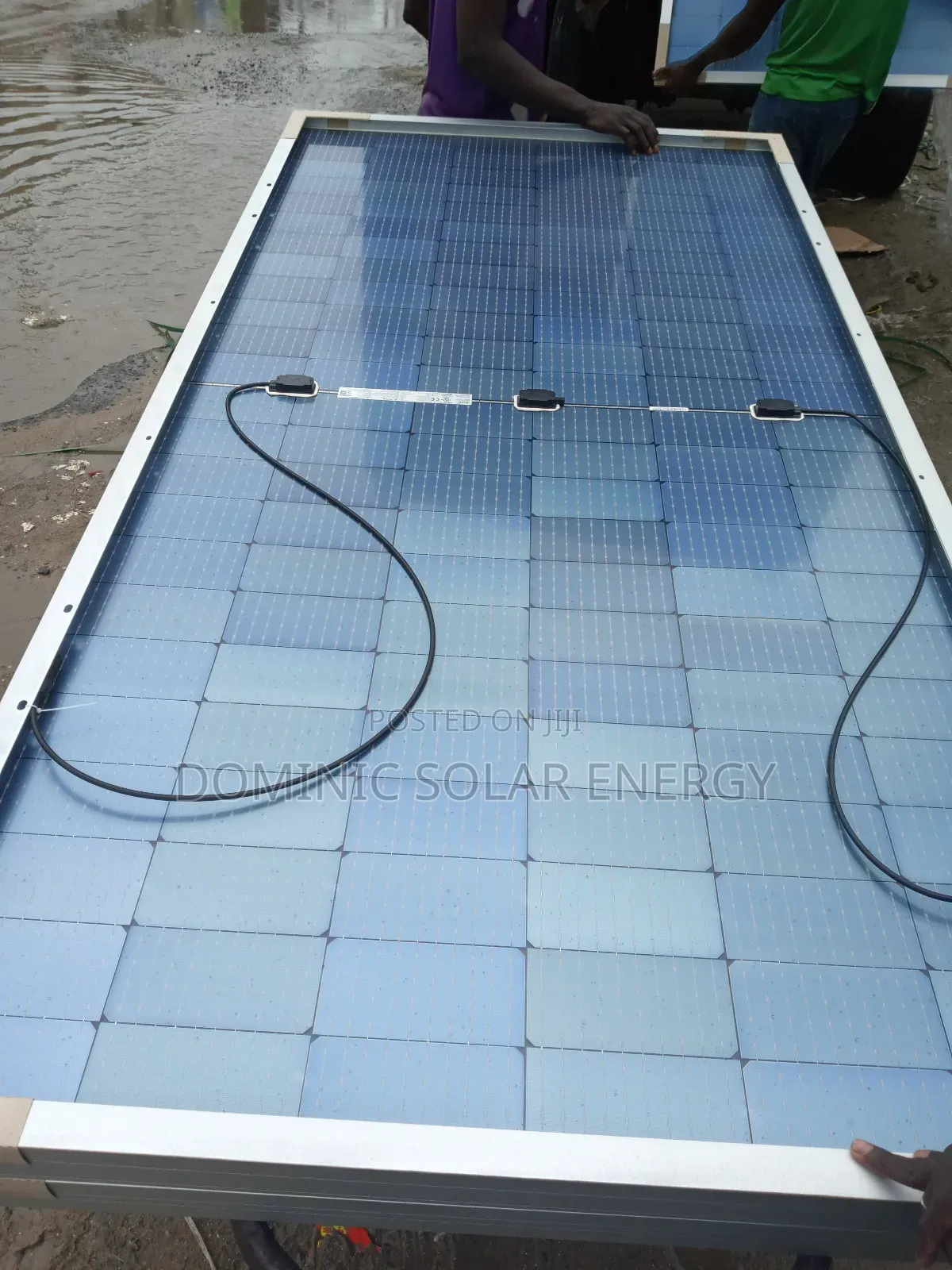 650watts/144vells Jinko Bificial Solar Panel