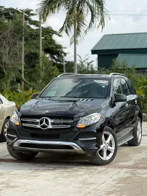 Mercedes-Benz GLE-Class 2017 Black
