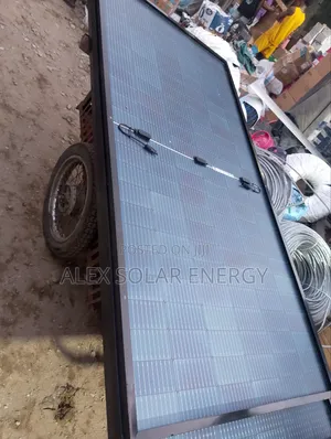 630watts Solar Panel Jinko Mono Bifecial All Blacks